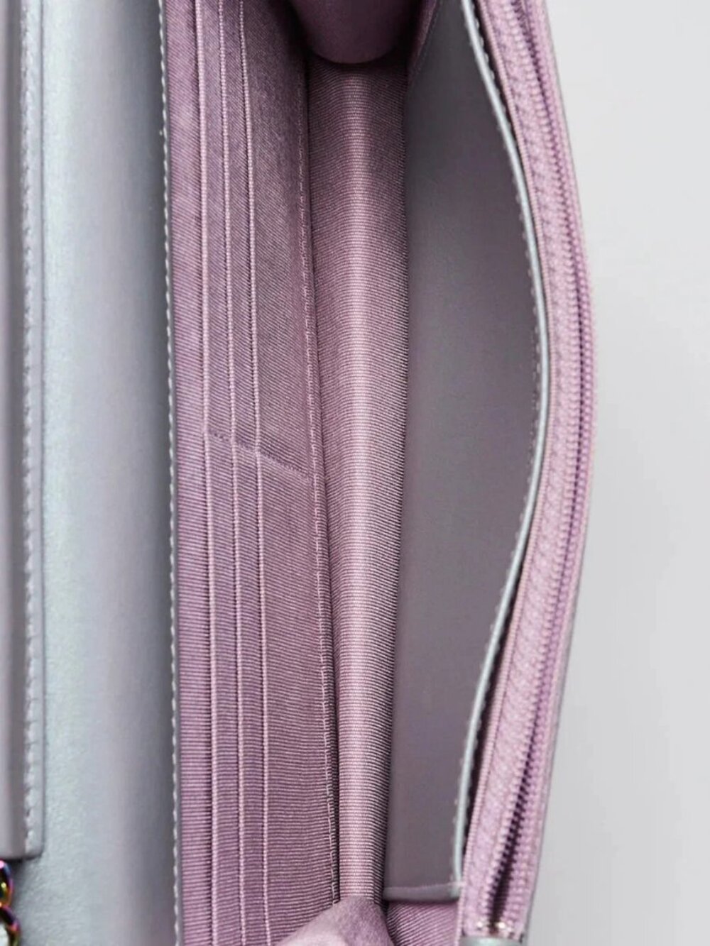 Chanel Purple Iridescent Quilted Lambskin Leather Reissue WOC Clutch Bag - Picture 7 of 10